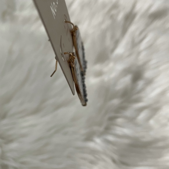 Oval Snakeskin Earrings NWT - Picture 12 of 16